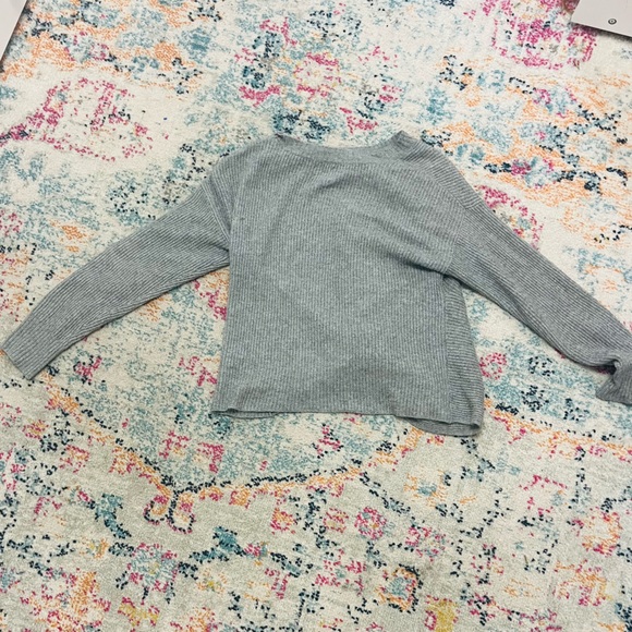 Aerie Grey knitted knotted grey sweater - Picture 2 of 2